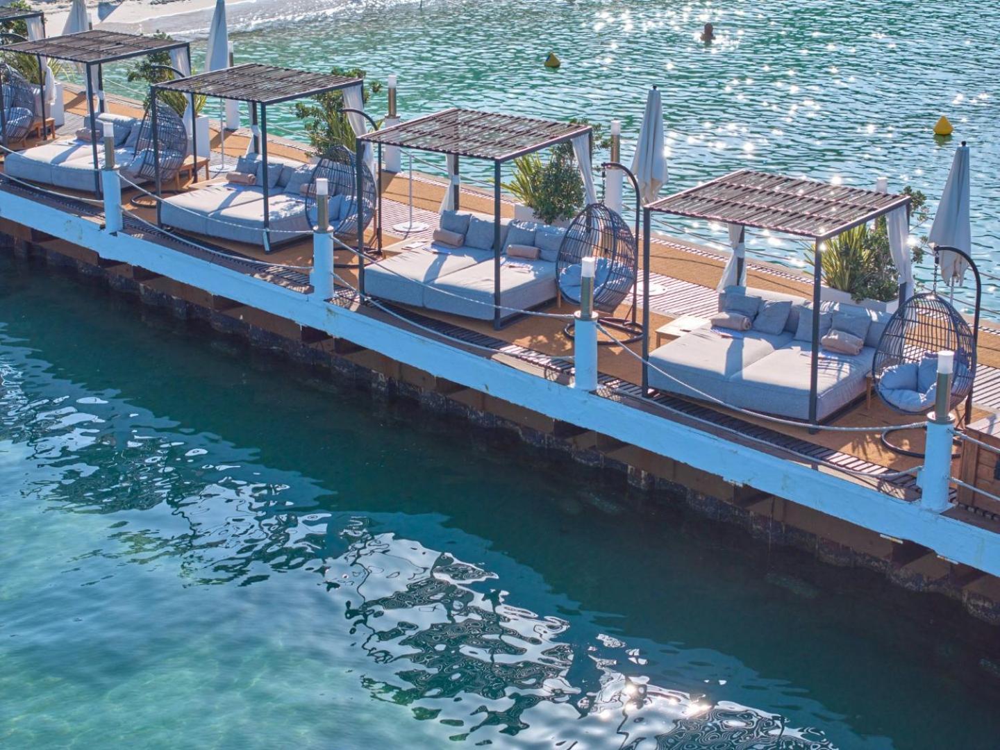 فندق مارتينيز في ذا أنبوند كولكشن باي حياة كان المظهر الخارجي الصورة The pier at the resort