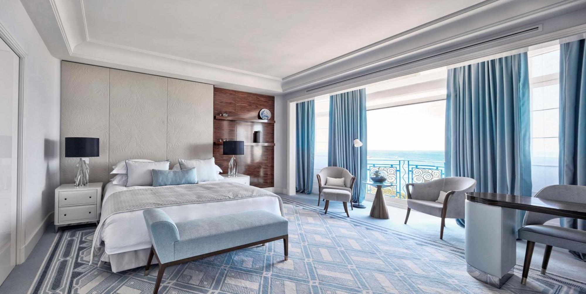 فندق مارتينيز في ذا أنبوند كولكشن باي حياة كان المظهر الخارجي الصورة A bedroom at the InterContinental