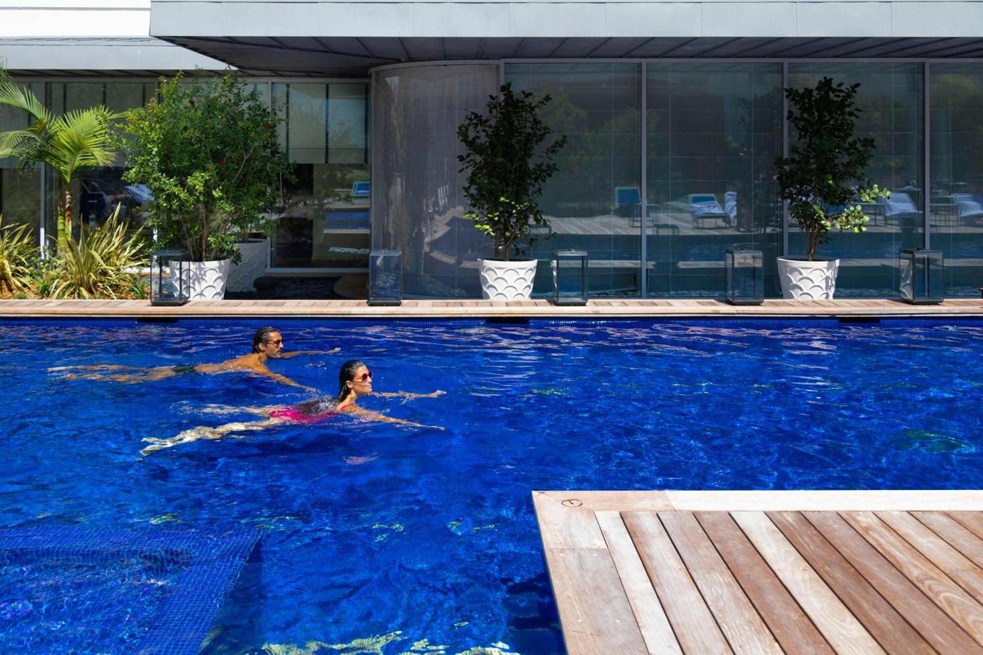 فندق مارتينيز في ذا أنبوند كولكشن باي حياة كان المظهر الخارجي الصورة The swimming pool at the hotel